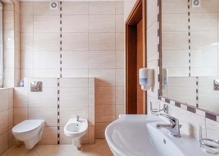 Gronie & Bike Guest house 3*